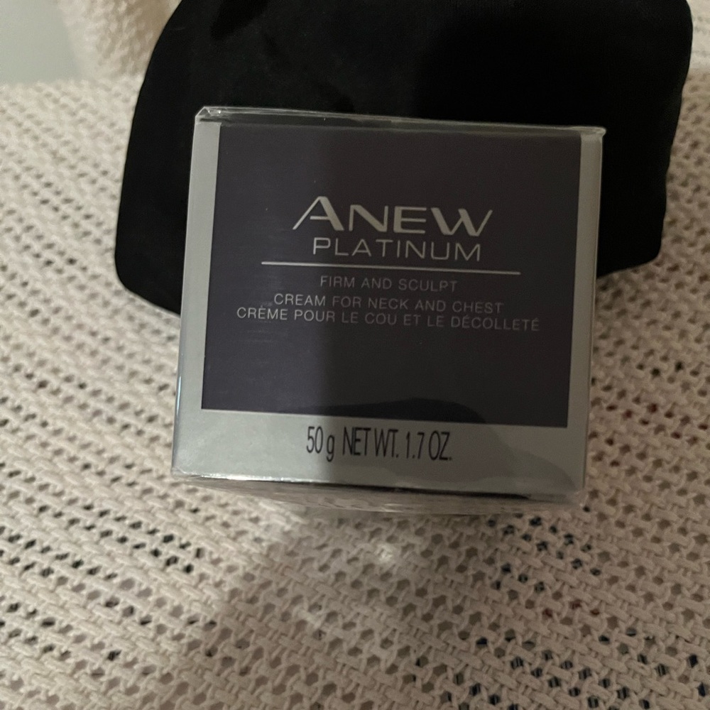 Avon Anew firm and Sculpt neck and Chest Cream